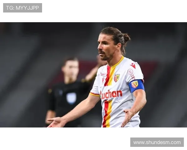 巴黎加速推动里尔18岁中场布阿迪转会